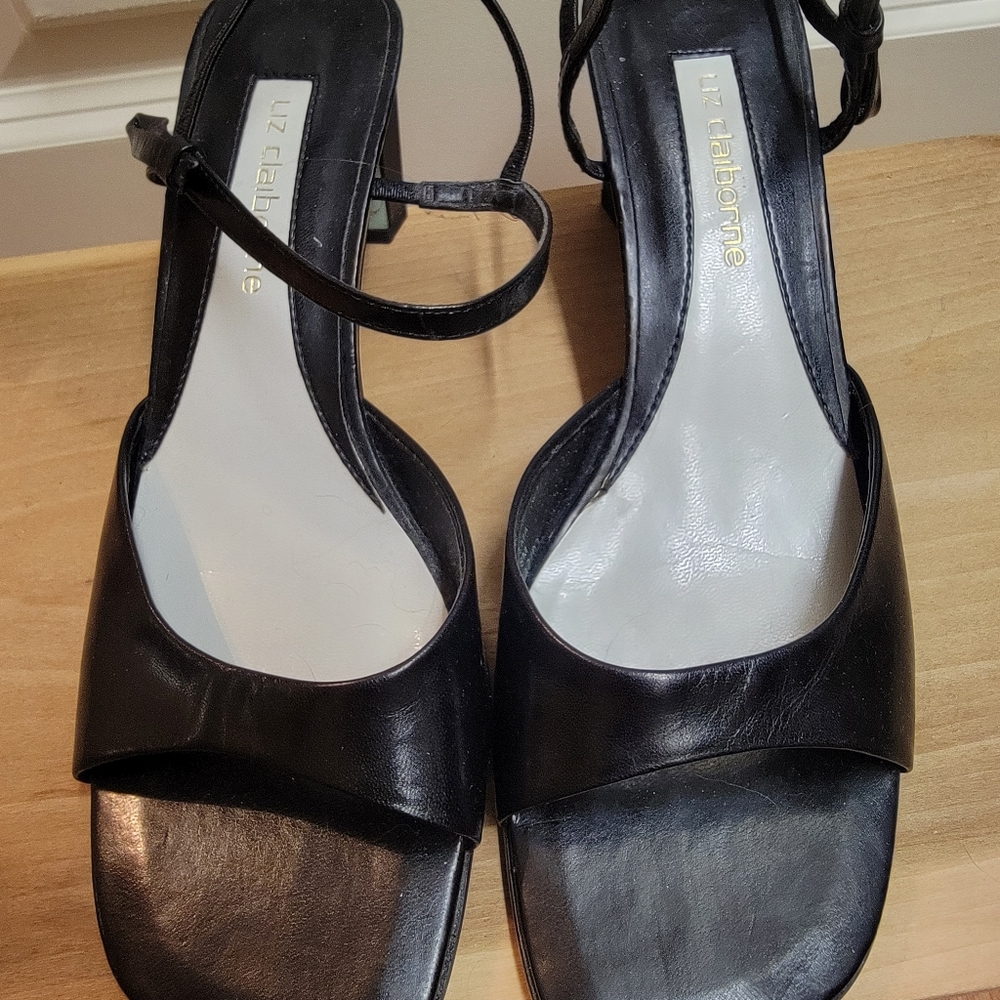 Liz Claiborne, size 8, black